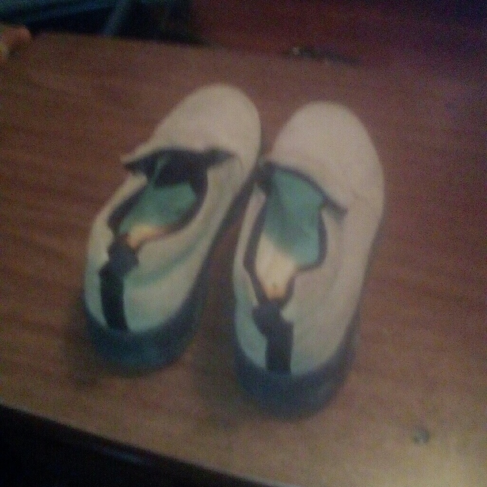 Men's shoes
